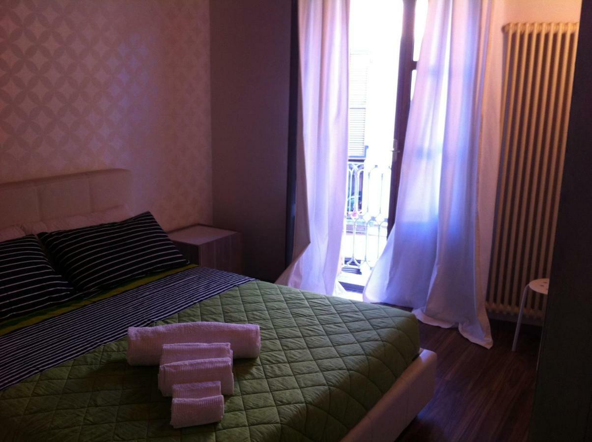 Appartamento In Centro Storico Asti Exterior foto